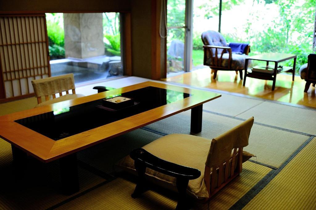 Bettei Senjyuan Hotel Minakami Exterior photo